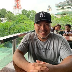 Meet your Posher, Jay